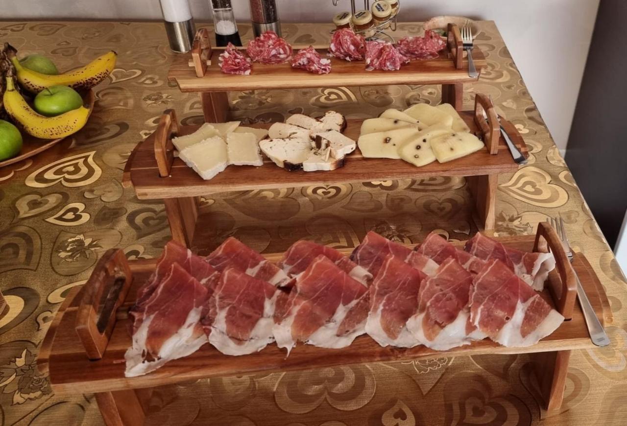 Essenziale Bed & Breakfast Castell'Anselmo Ngoại thất bức ảnh