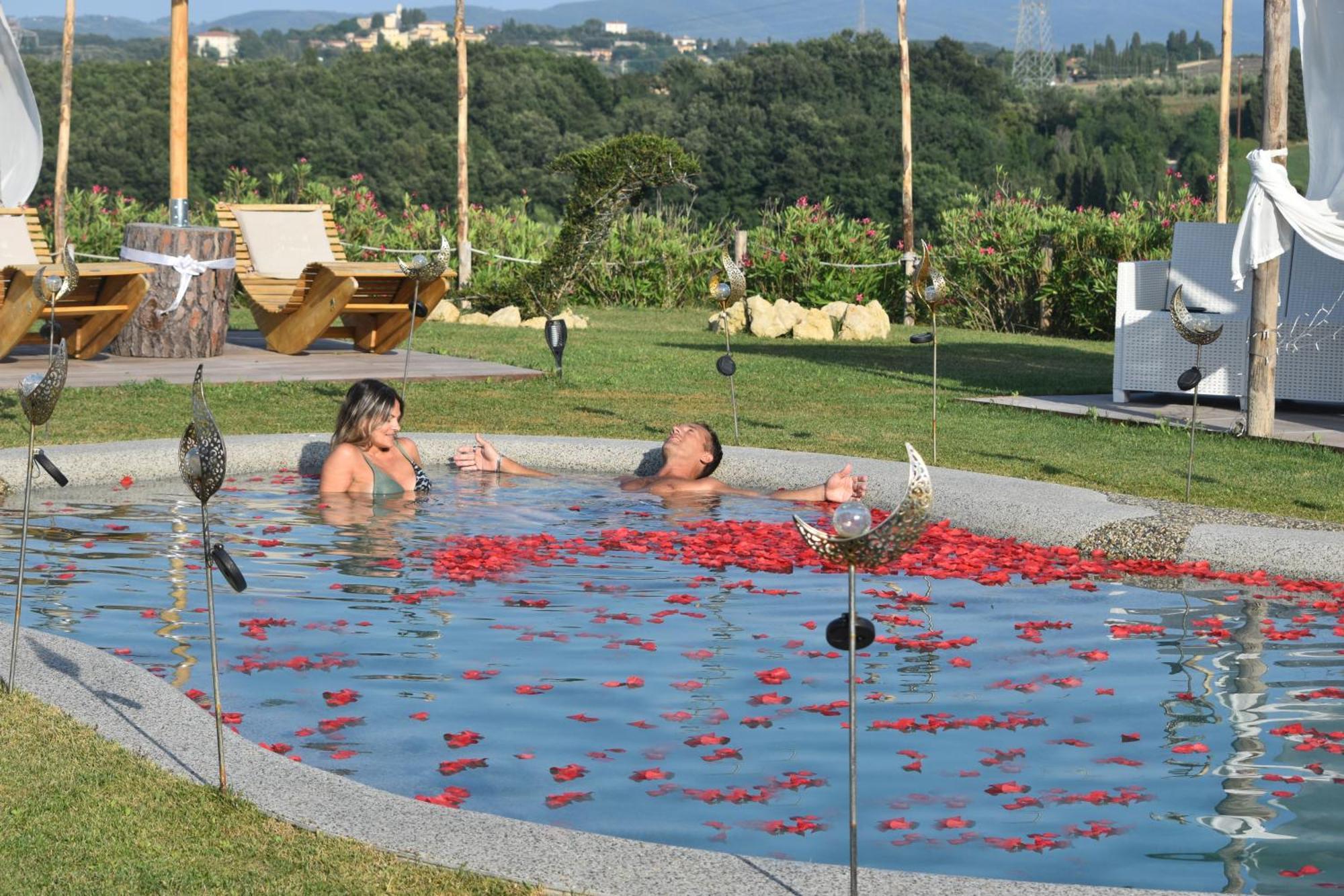 Essenziale Bed & Breakfast Castell'Anselmo Ngoại thất bức ảnh